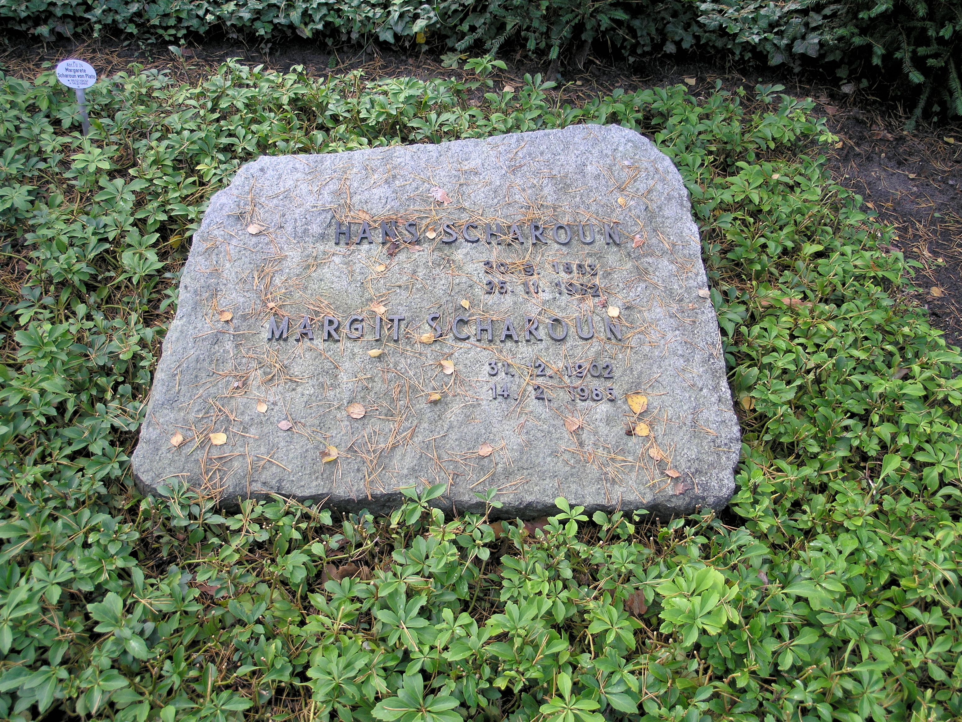 Ehrengrab von Hans Scharoun im Waldfriedhof Zehlendorf